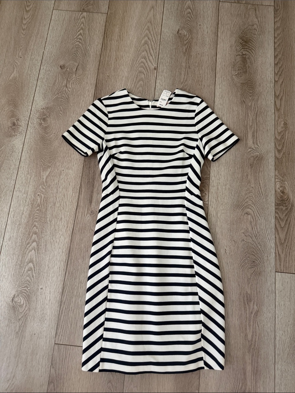 Brooks Brothers navy blue and White Striped Short Sleeve Sheath Dress